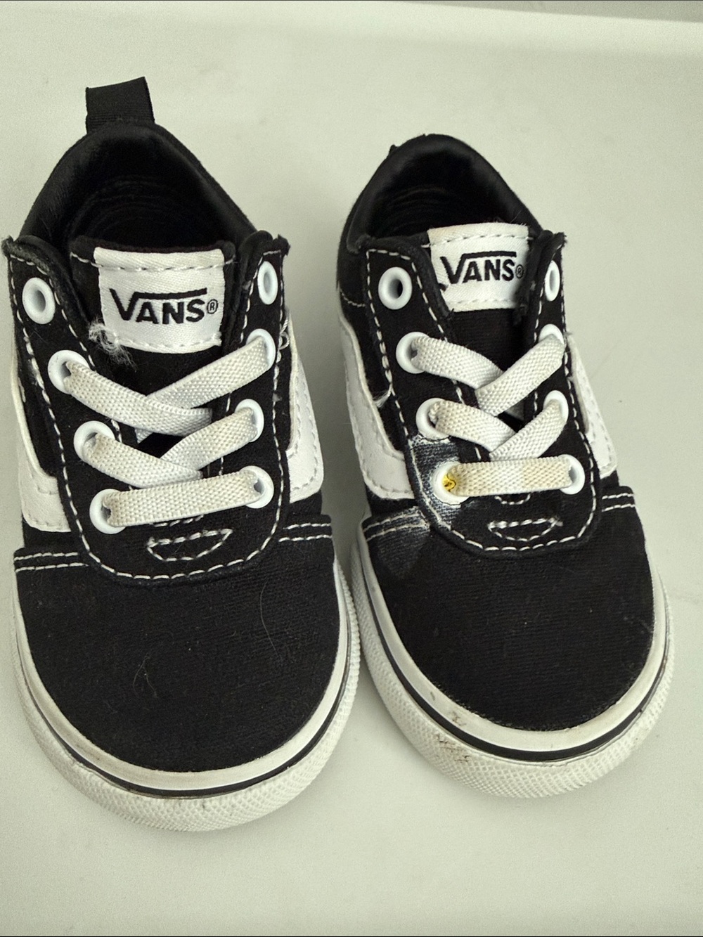 Vans Kids Black & White Low Top Lace-Up Sneakers